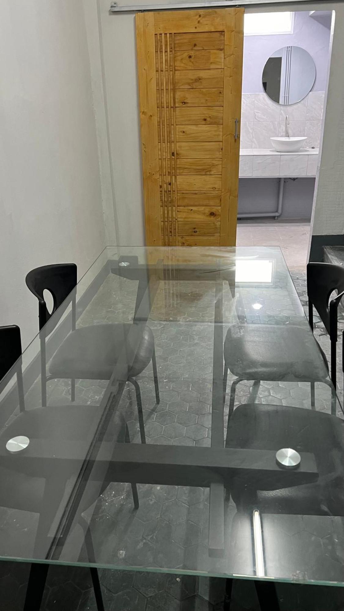 W District Hostel Бангкок Экстерьер фото